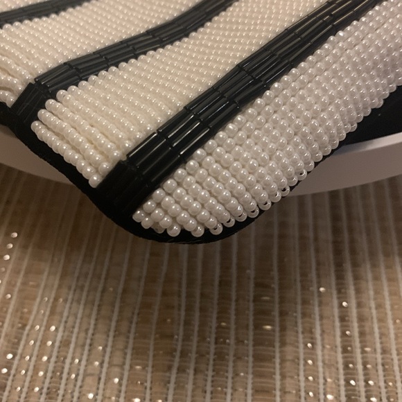 Kate Spade On Purpose RARE beaded clutch EUC